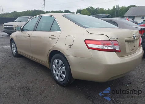 2011 Toyota Camry Le z USA, uszkodzony, nr VIN 4T1BF3EK3BU685203